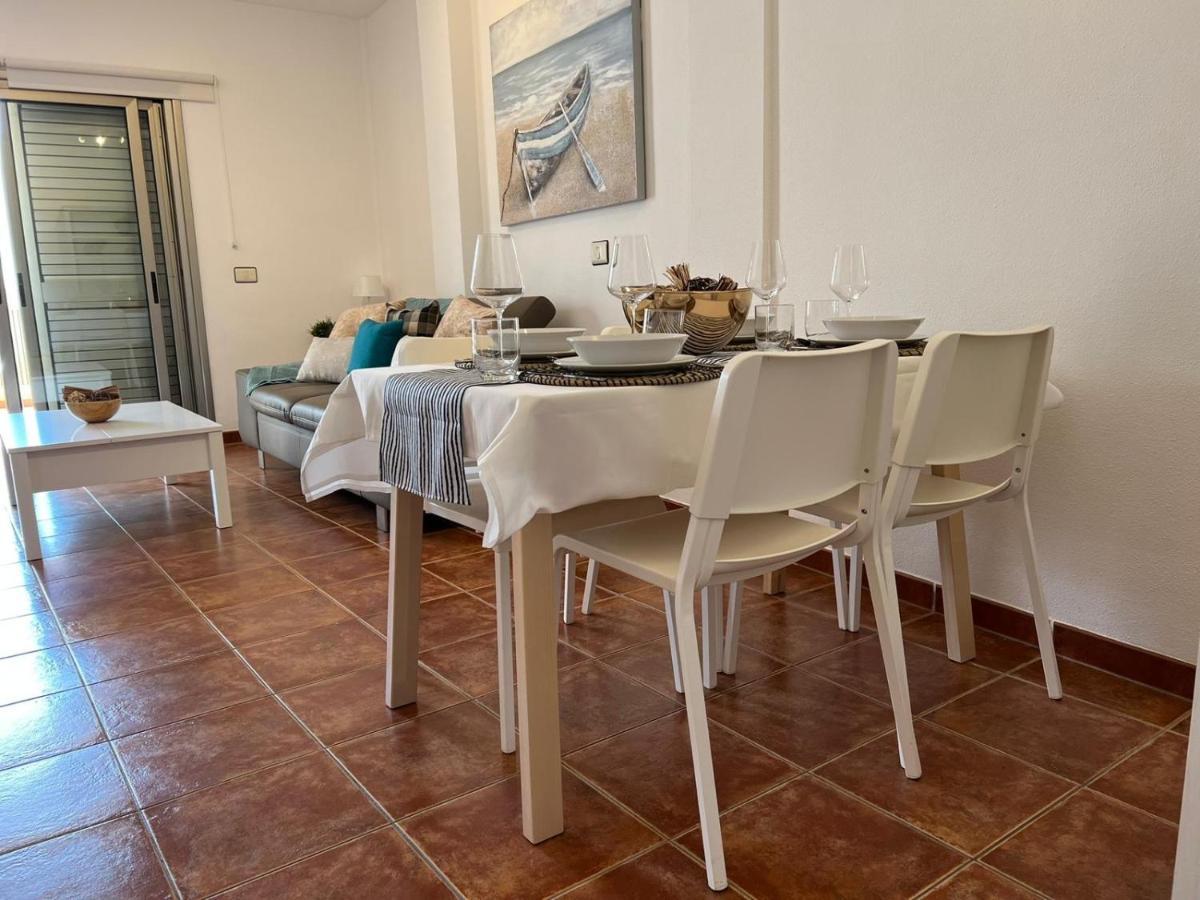 Apartamentos Vista Marina - El Medano Exterior foto